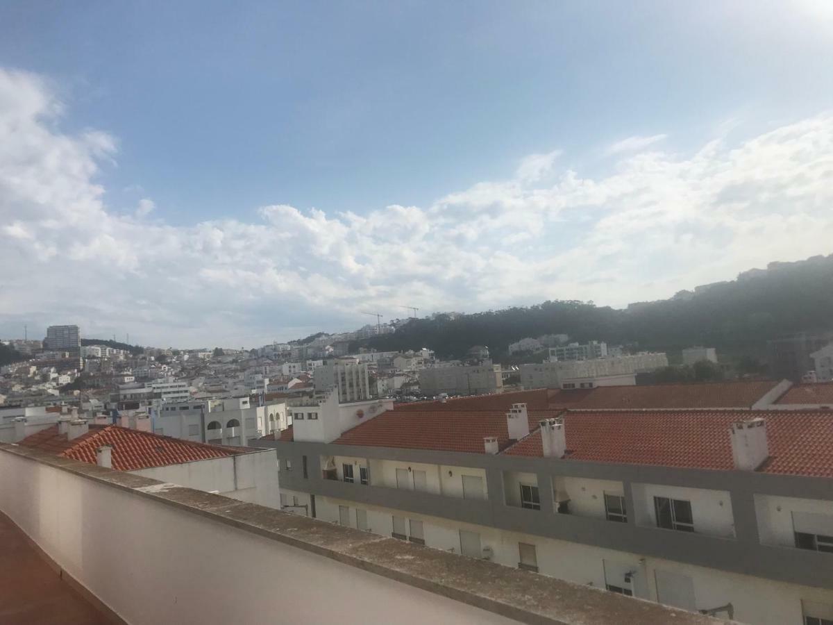 Nazare Marisol Praia Bagian luar foto
